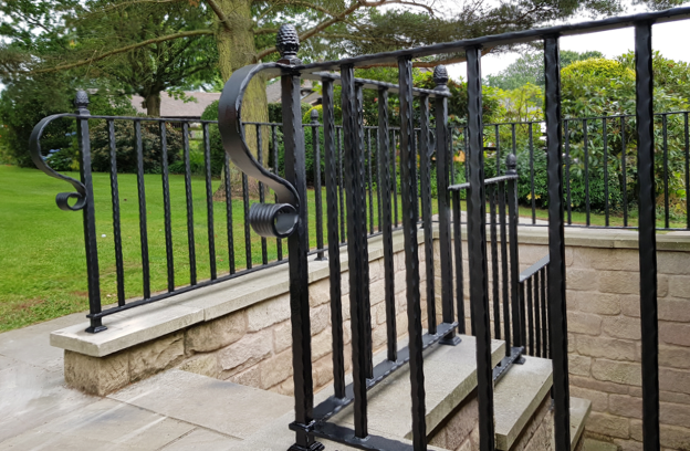 railings-and-balustrades-img-2 electric gates